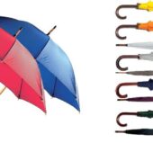 Kišobran sa drvenom drškom