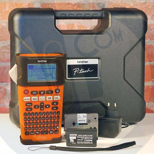 Brother P-touch E300VP obeleživač sa koferom