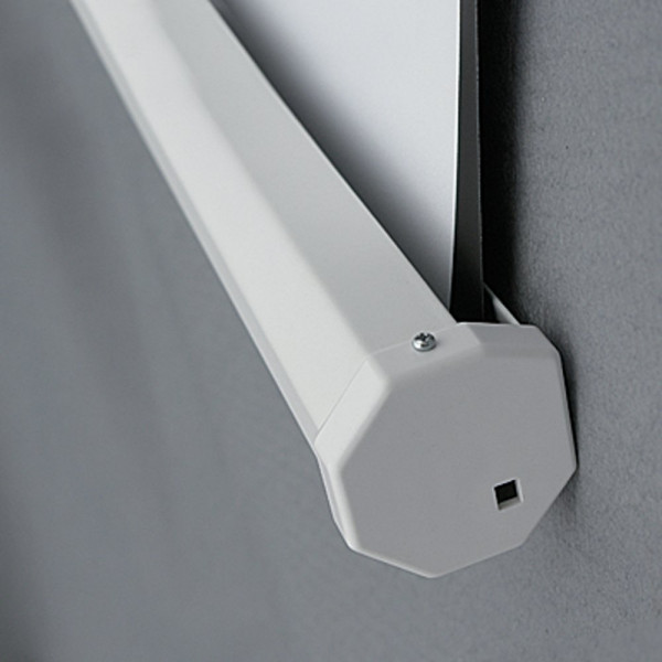 Platno za projekcije Triopod mobile 150x150cm 1:1.jpg Profesional